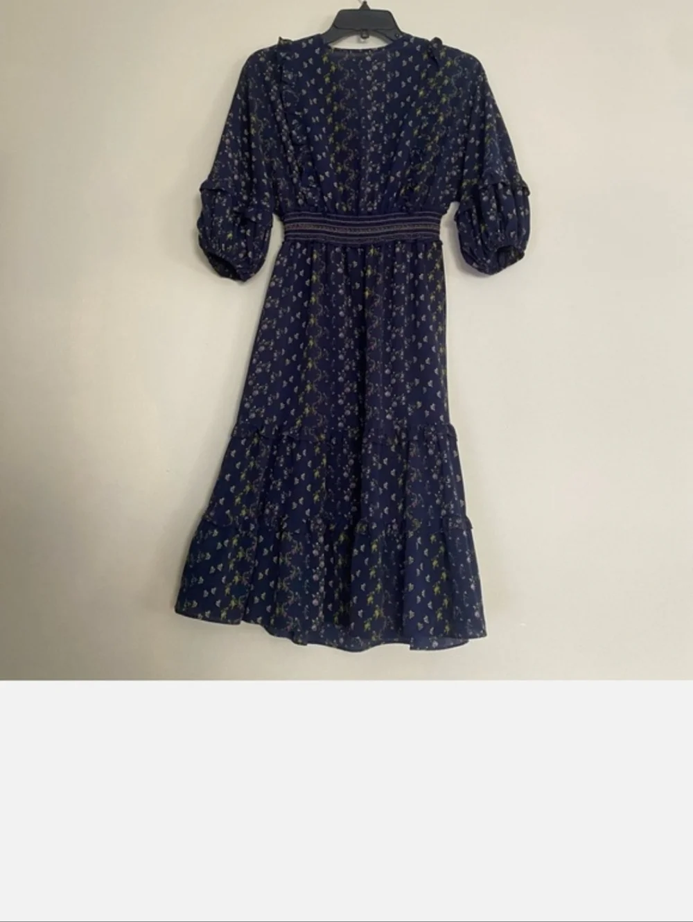 Max Studio Women's Empire Waist V-Neck Dress in Navy Floral — XS - Picture 2 of 7